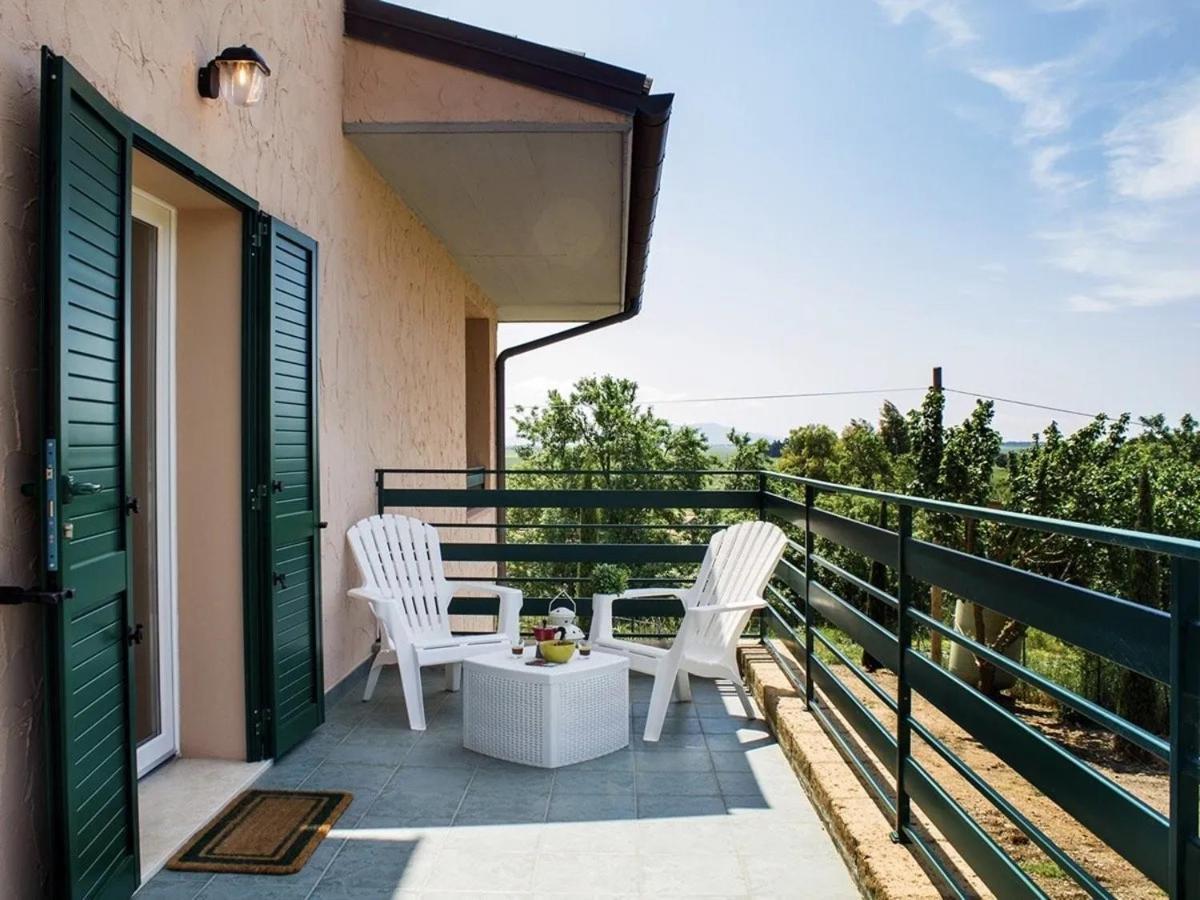 דירות קסטליונה דלה פסקאיה Residenza Le Galere מראה חיצוני תמונה