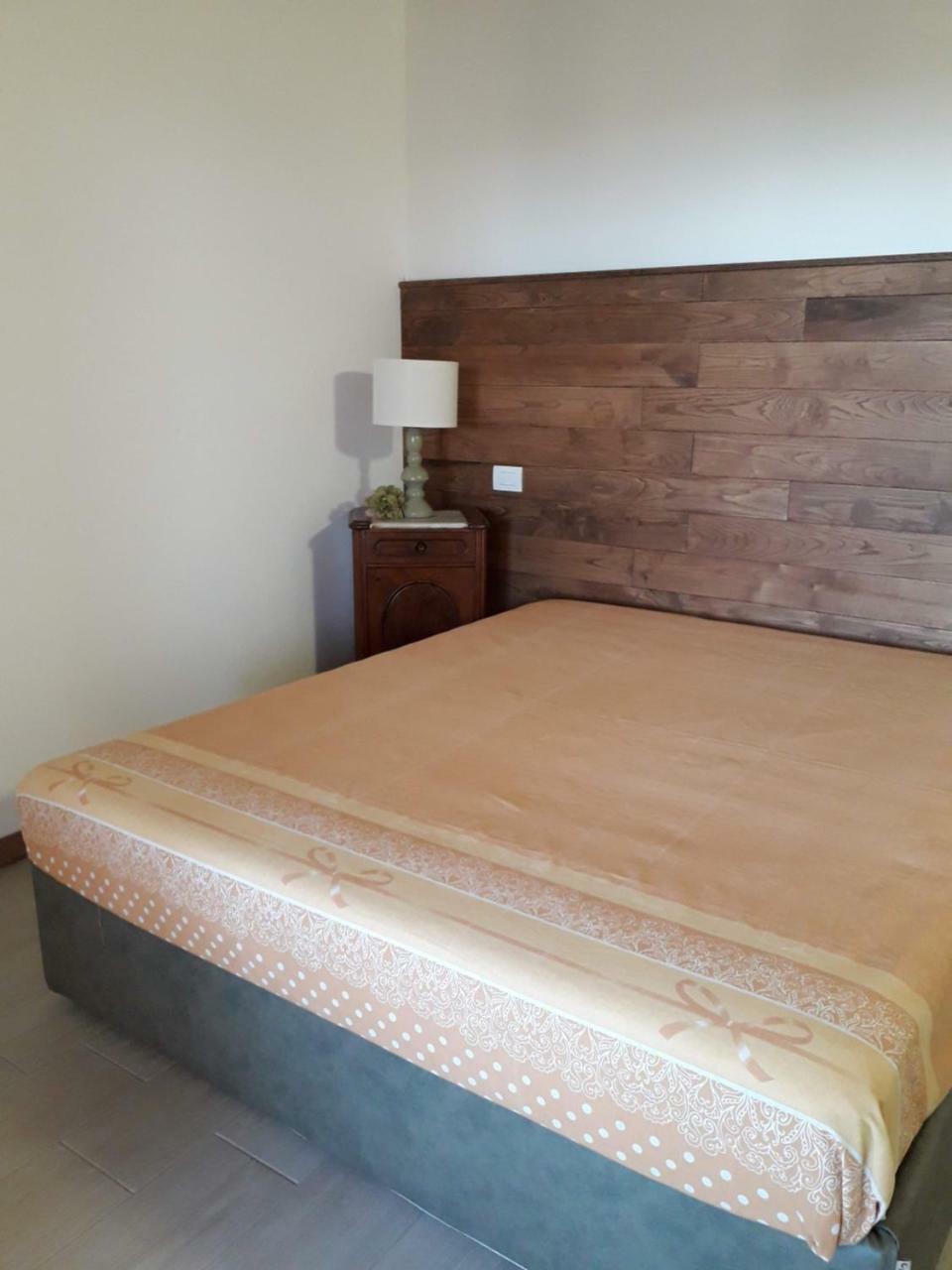 דירות קסטליונה דלה פסקאיה Residenza Le Galere מראה חיצוני תמונה