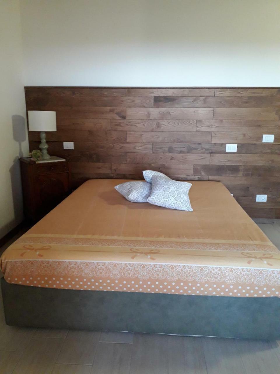דירות קסטליונה דלה פסקאיה Residenza Le Galere מראה חיצוני תמונה